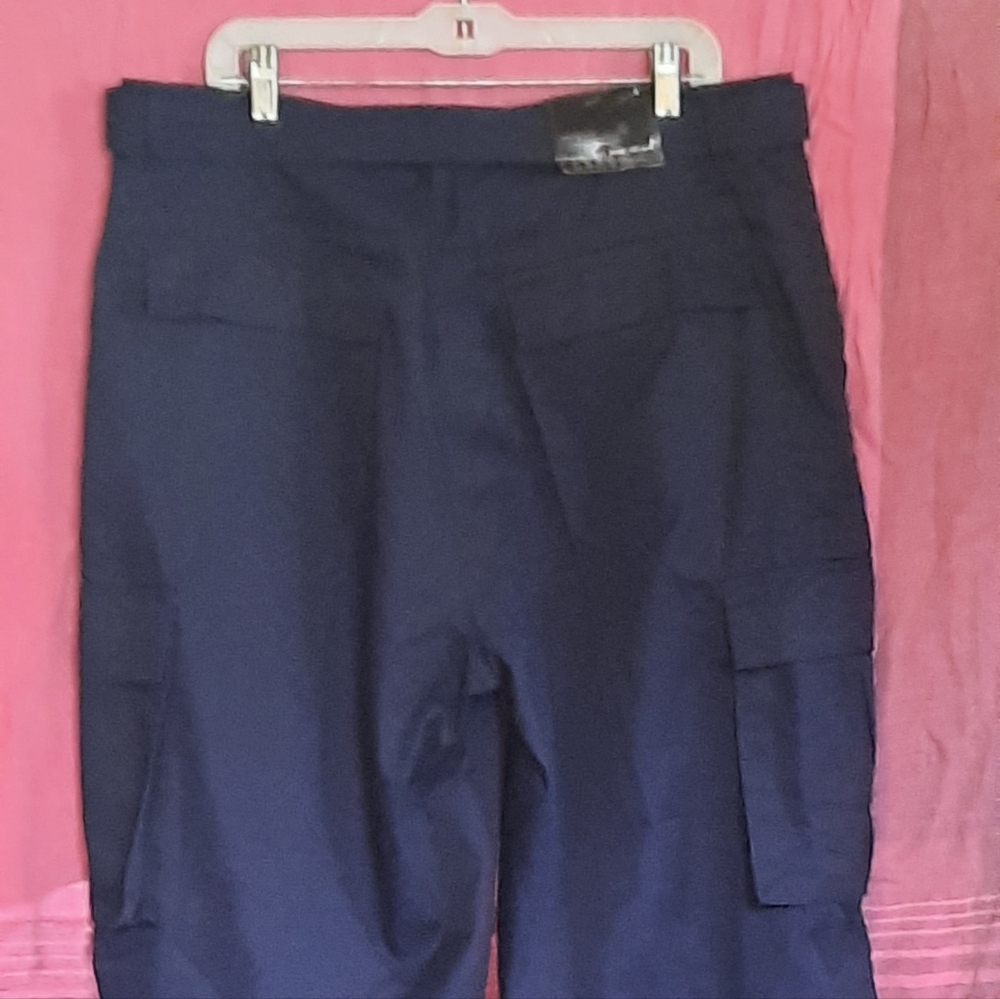 True Rock Cargo shorts